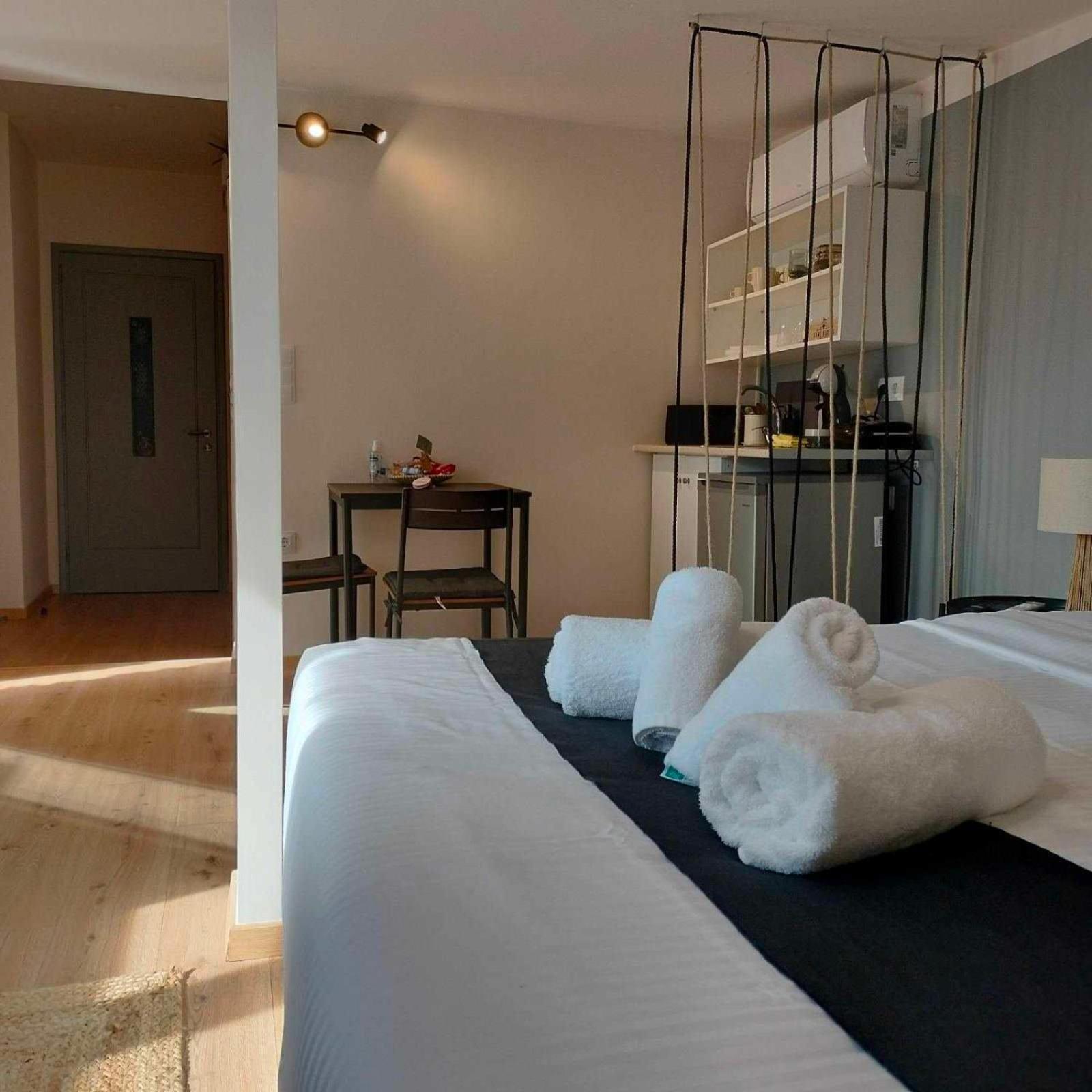 Gargaretta Wildflower 4 *